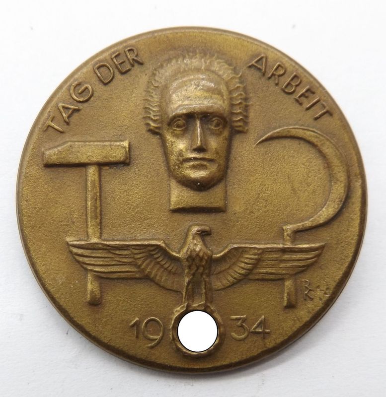 3. Reich: Abzeichen Tag der Arbeit 1934, Hersteller Schwäbisch Gmünd 2.