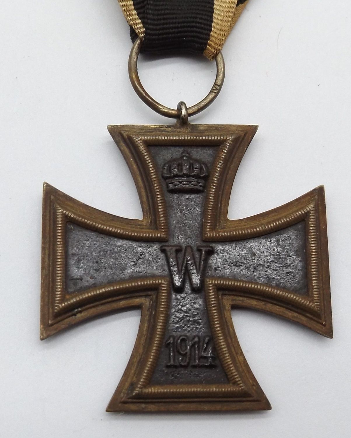 Eisernes Kreuz 2. Klasse EK2 1914 Hersteller M für die Firma B.H. Mayer, Pforzheim, am Band.