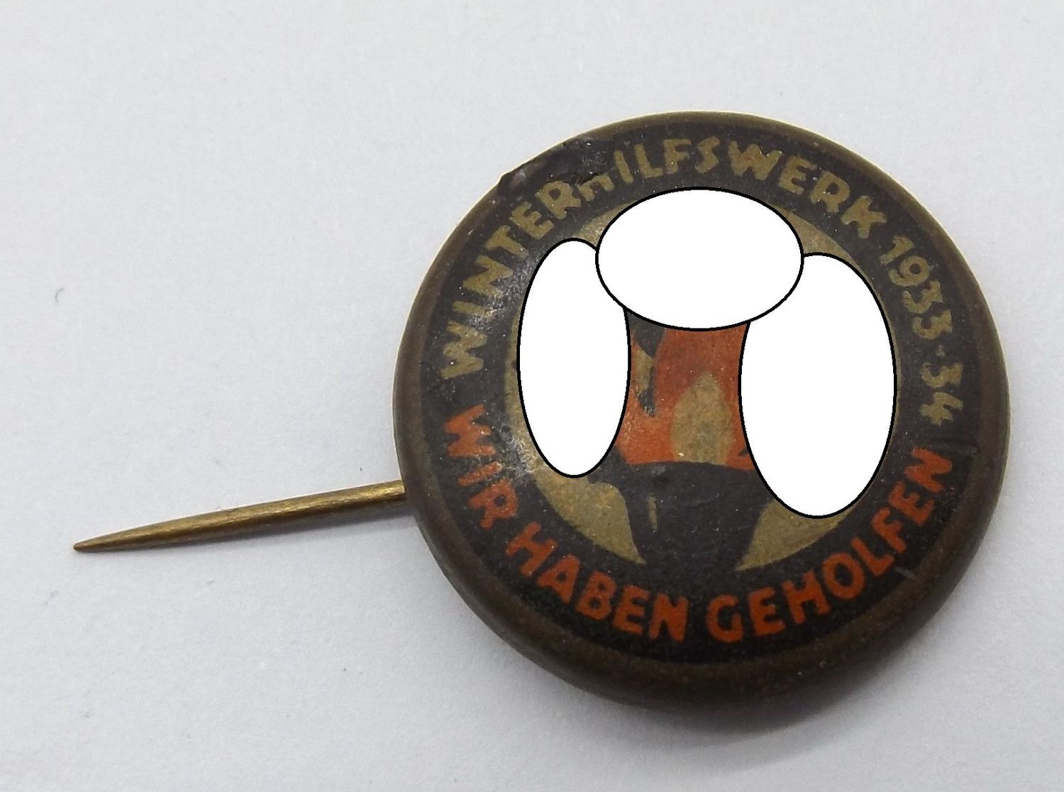 3. Reich: Abzeichen WHW (Winterhilfswerk) 1933-34 – Wir haben geholfen, an Nadel.