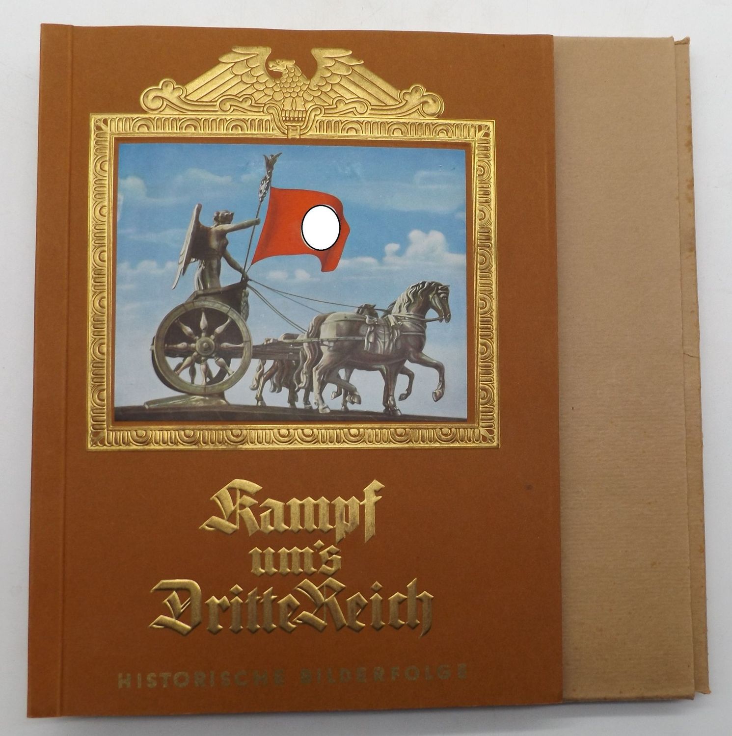 3. Reich: Zigarettenbilderalbum 3. Reich: Zigarettenbilderalbum "Kampf um’s Dritte Reich – Historische Bilderfolge", im originalen Schuber, alles Bilder vorhanden, schöner Zustand.