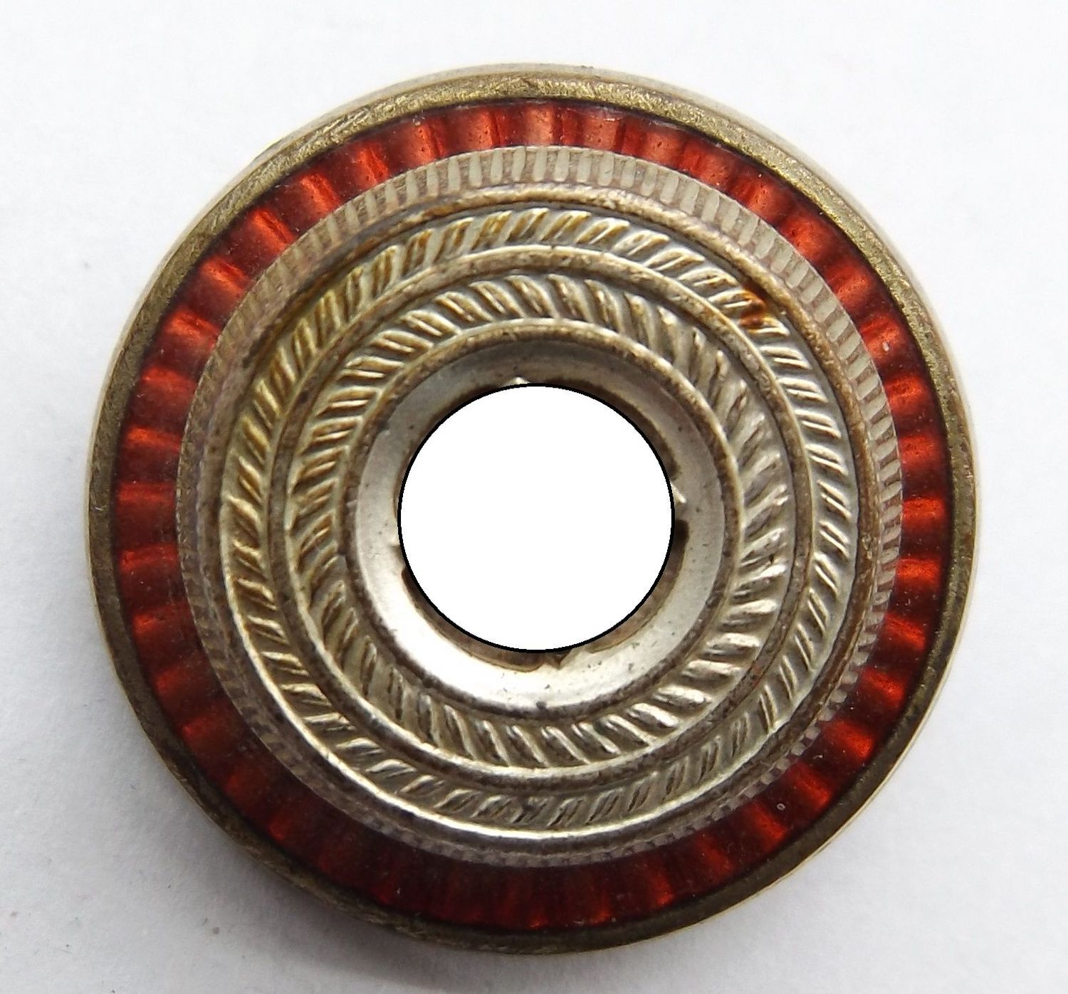 NSDAP: Kokarde für die Schirmmütze eines Politischen Leiters, Hersteller RZM M1/63 für die Firma Steinhauer & Lück, Lüdenscheid.