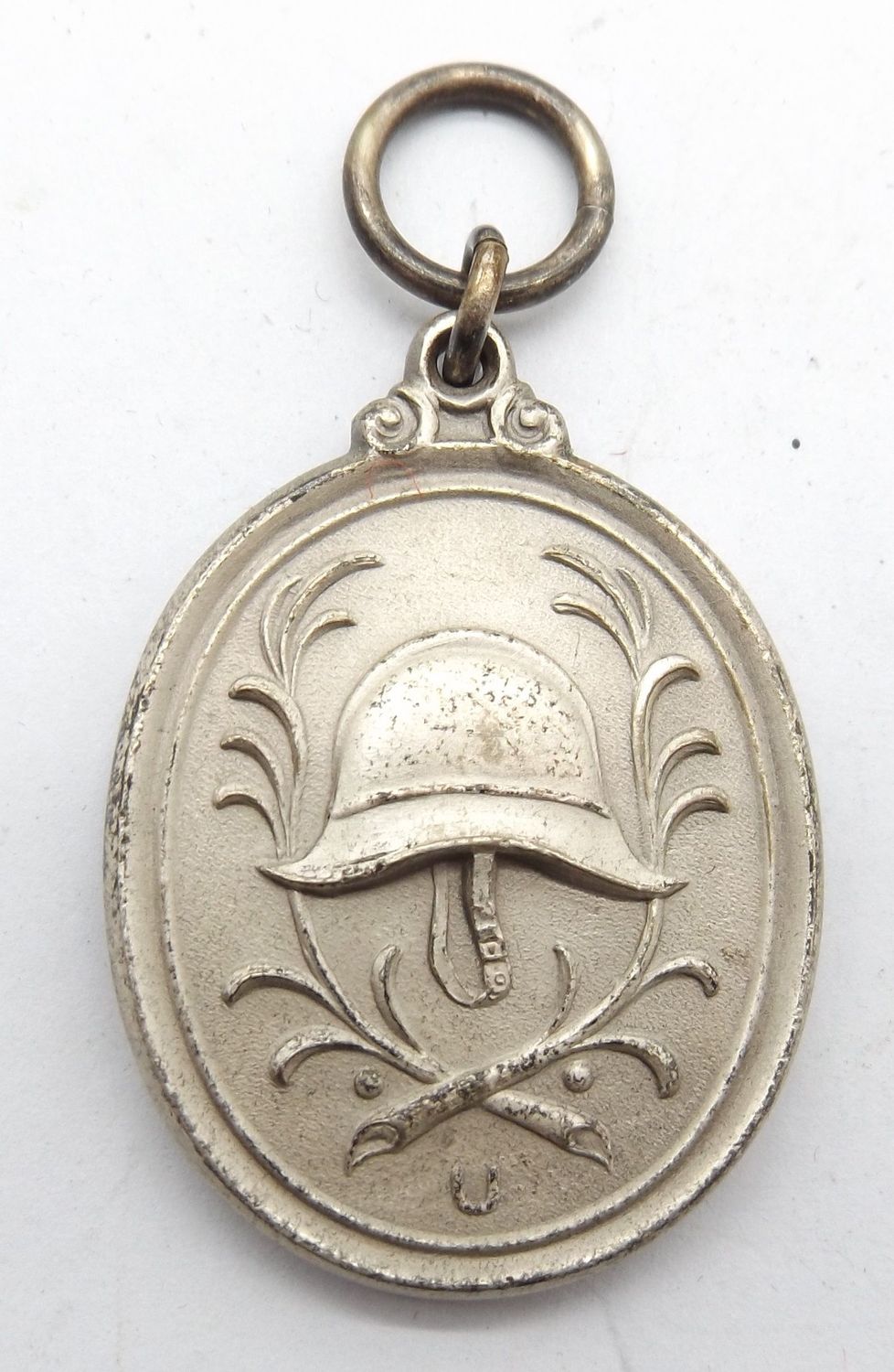 Freistaat Bayern: Feuerwehr Ehrenzeichen für 25 Jahre Dienst.