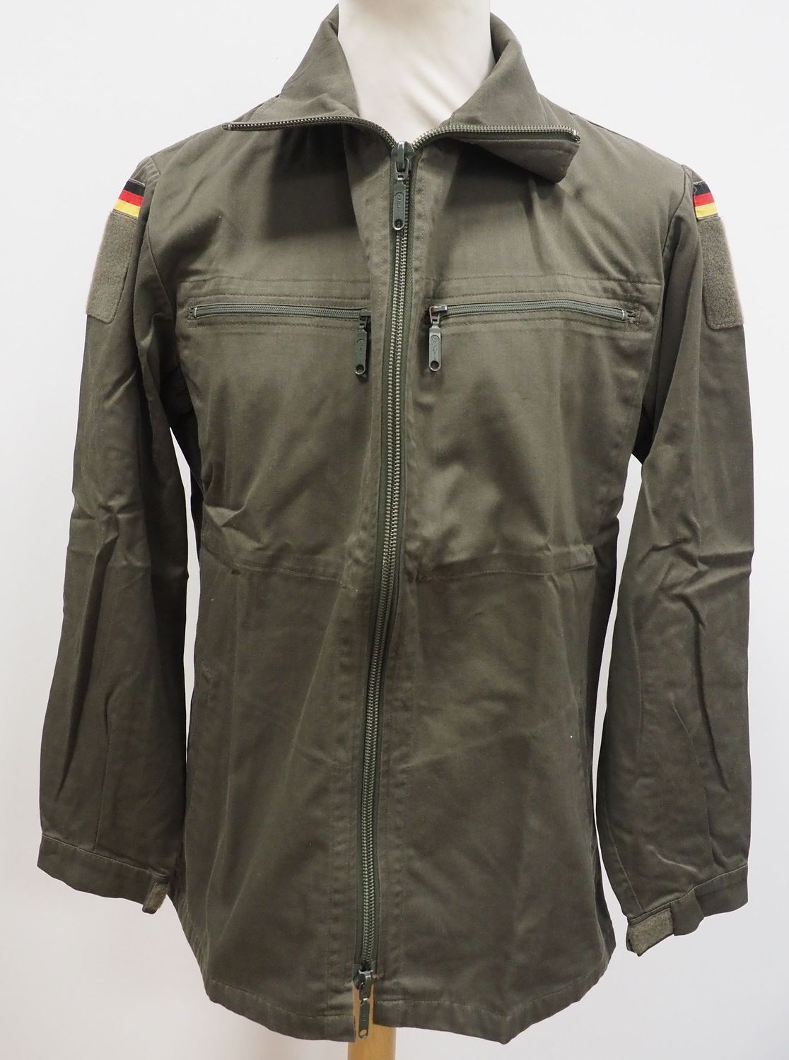 Bundeswehr: Erprobung Feldjacke, Etikett mit Aufschrift Erprobung 1988 Modell B, Größe 6.