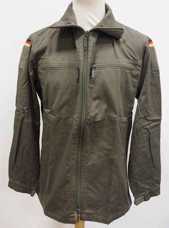 Bundeswehr: Erprobung Feldjacke, Etikett mit Aufschrift Erprobung 1988 Modell B, Größe 6.