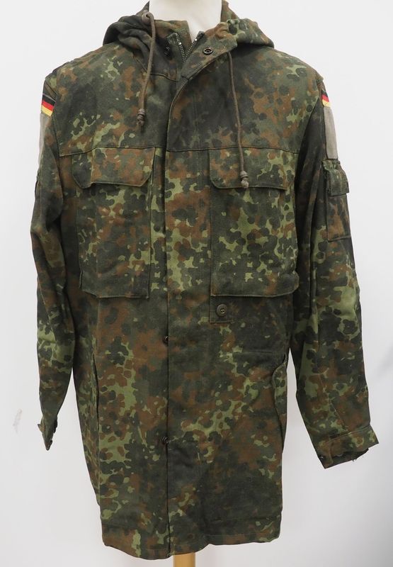 Bundeswehr: Erprobung Feldjacke, Flecktarn, Etikett mit Aufschrift Erprobung 1988 Modell B II, Größe 5.