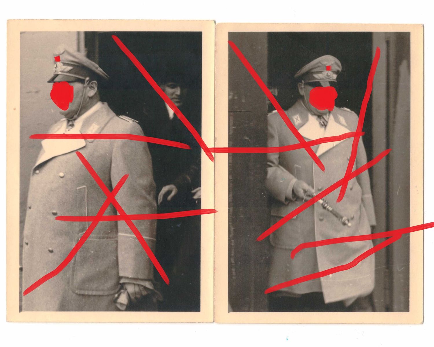 3. Reich: 2 Privatfotos Göring, jeweils ca. 6,5 x 9,5 cm, C105.