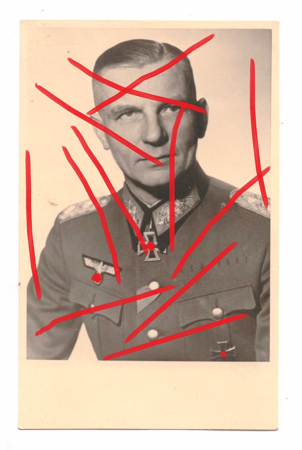 Wehrmacht: Portraitfoto General der Infanterie Kurt von Tippelskirch (Ritterkreuz mit Eichenlaub), Größe ca. 8,6 x 13,6 cm, C107.