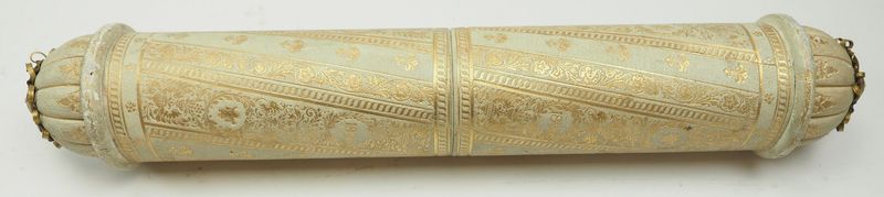 Bayern: Dokumentenrolle für einen Wappenbrief, geprägtes Leder mit Goldprägung, aufwendig verziert mit Lilien, florale Ornamente und Jahreszahl "1896", Hersteller Braito & Gähr München.