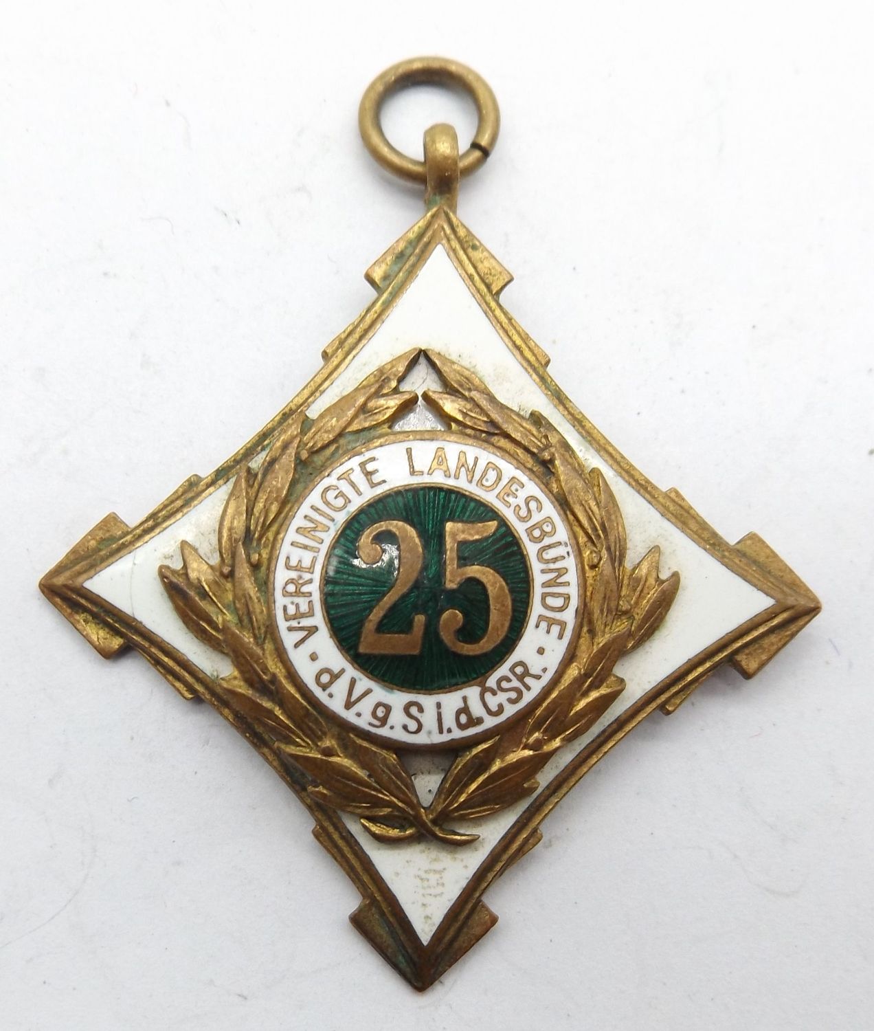 Tschecheslowakei: Mitgliedsabzeichen für 25 Jahre im Verein Vereinigten Landesbünde, , um 1930, ca. 32x32 mm.