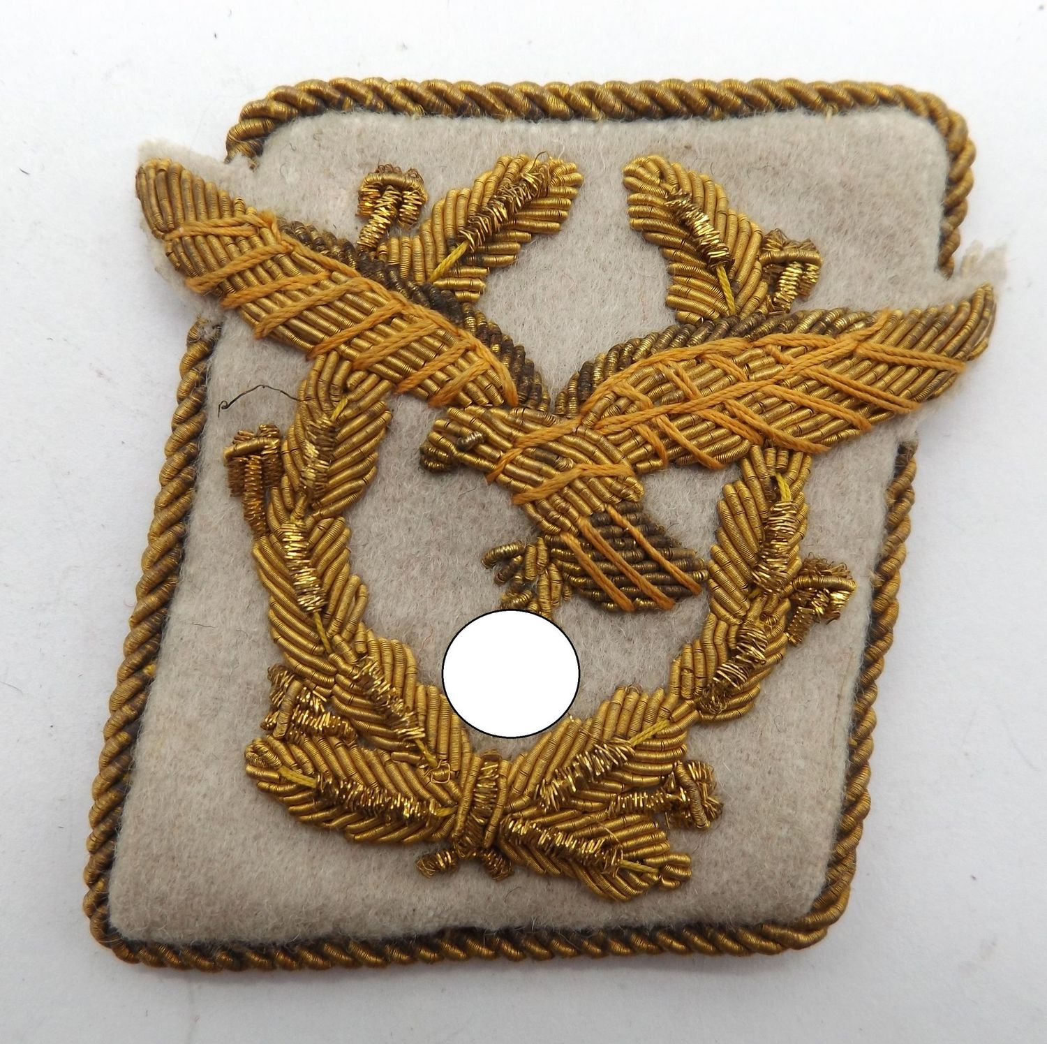 Luftwaffe: Einzelner Kragenspiegel für einen Generaloberst.