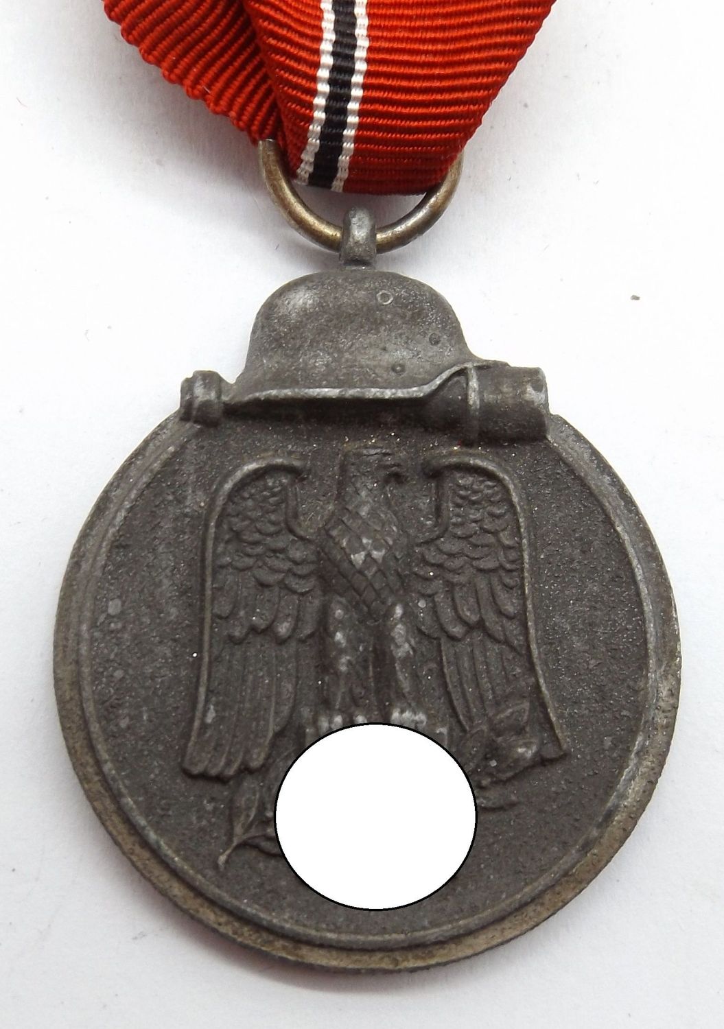 Wehrmacht: Medaille Winterschlacht im Osten, Ostmedaille, mit Hersteller 127 für die Firma Moritz Hausch AG, Pforzheim. Wehrmacht: Medaille Winterschlacht im Osten, Ostmedaille, mit Hersteller 127 für die Firma Moritz Hausch AG, Pforzheim.