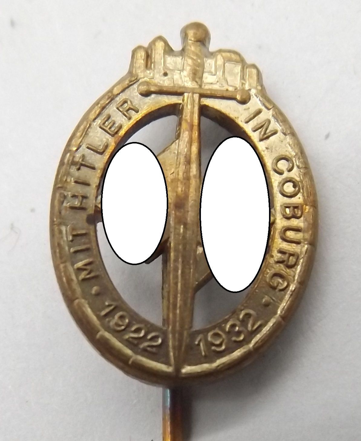 3. Reich: Coburg Ehrenzeichen 1922-1932, Miniatur, an Nadel, Maße ca. 18 x 13 mm.