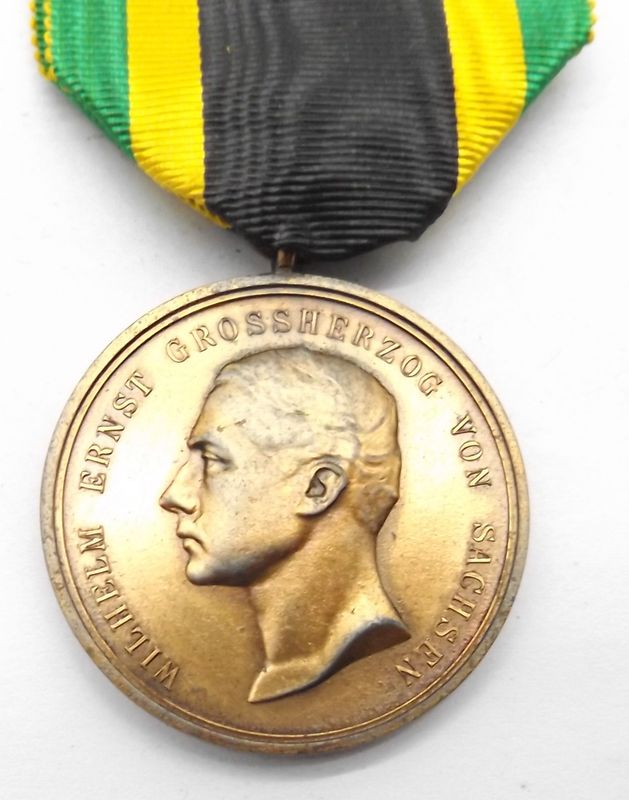 Sachsen-Weimar-Eisenach: Allgemeines Ehrenzeichen in Bronze Dem Verdienste 1914, am Band. Sachsen-Weimar-Eisenach: Allgemeines Ehrenzeichen in Bronze Dem Verdienste 1914, am Band.