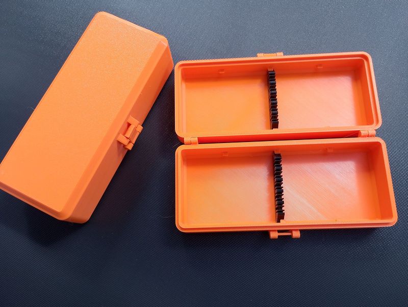 Box für die Aufbewahrung von Blasrohrpfeilen - ORANGE Box für die Aufbewahrung von Blasrohrpfeilen - ORANGE