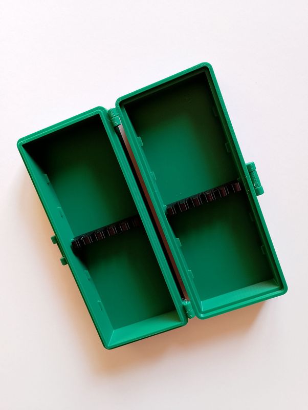 Box für die Aufbewahrung von Blasrohrpfeilen - GRÜN Box für die Aufbewahrung von Blasrohrpfeilen - GRÜN