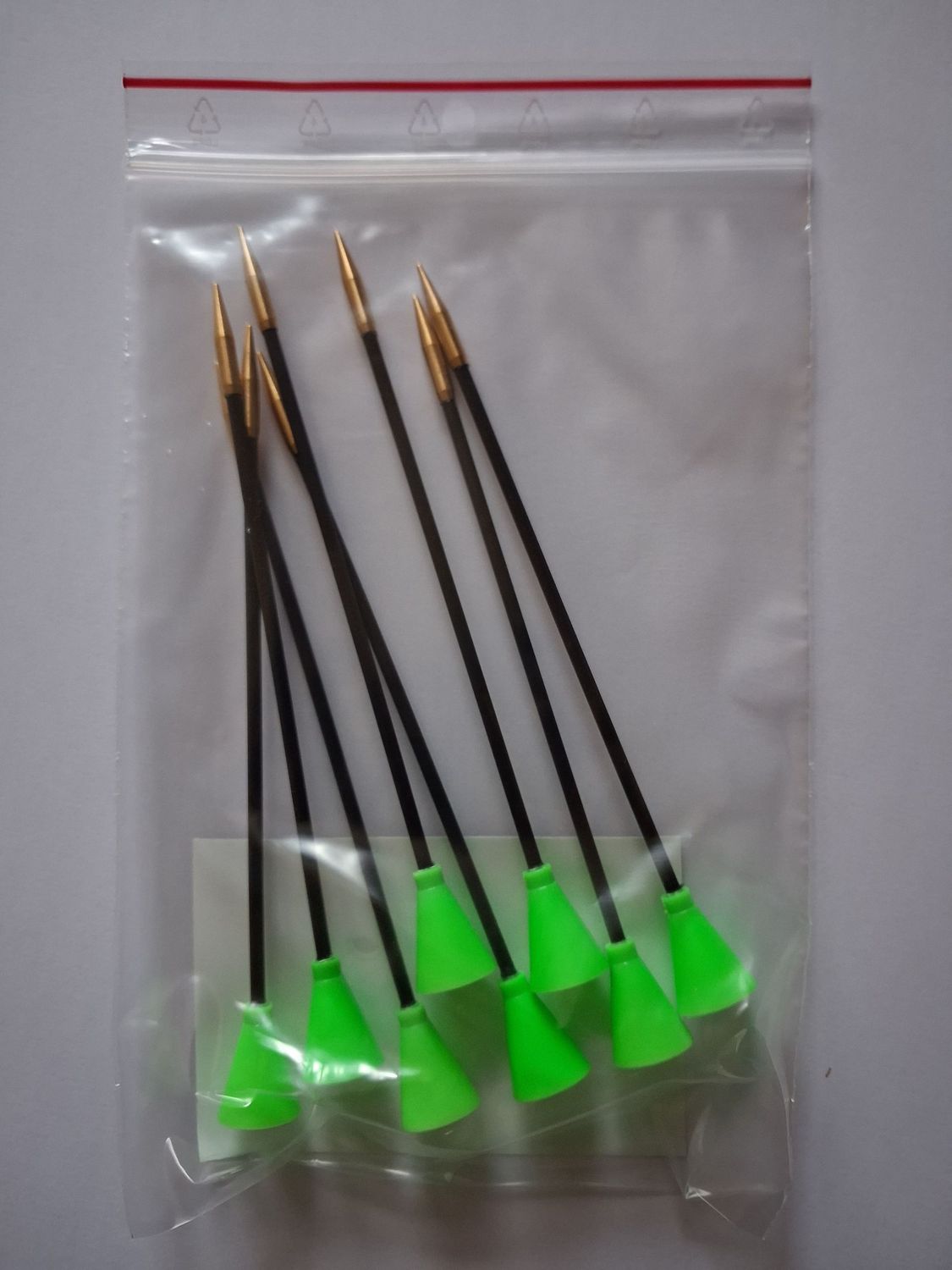 Carbonpfeile mit Messingspitze - 14 mm - GRÜNE Conen