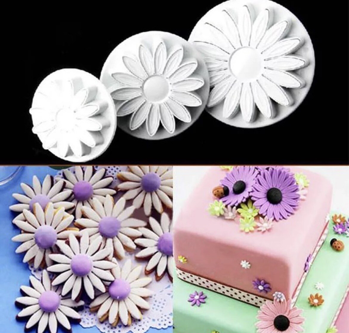Daisy Flower Plunger Set