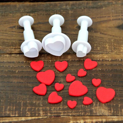 Hearts Plunger Set