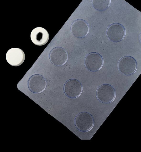 Oreo 11 Cavity Plastic Chocolate Mold