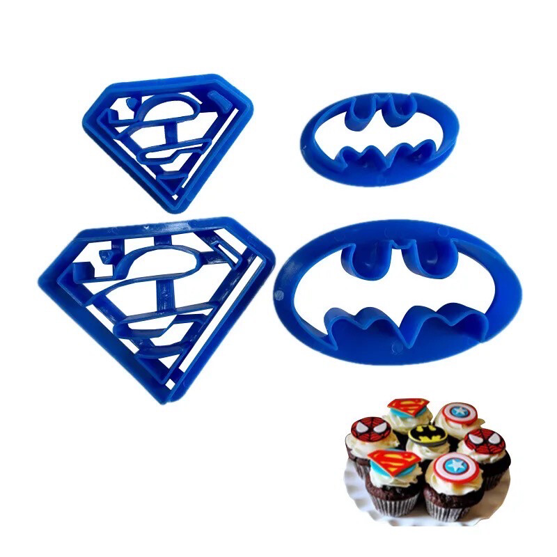 4/piece Superhero Superman , batman Cookie Cutter Set