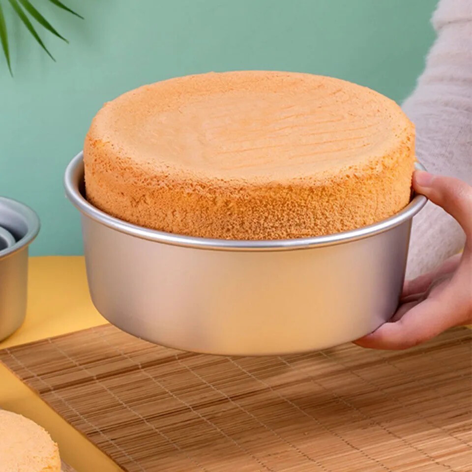 Aluminium Non Stick Cake Pan  4inch or 6inch Removable Bottom ( 10cm or 15cm Diameter )