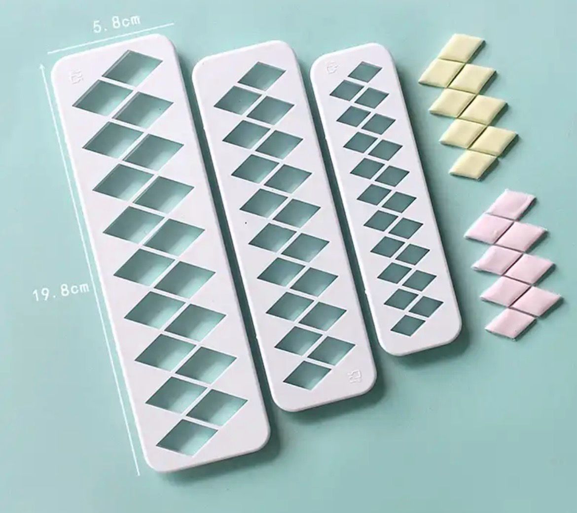3/Piece Geometric Cutter Set 