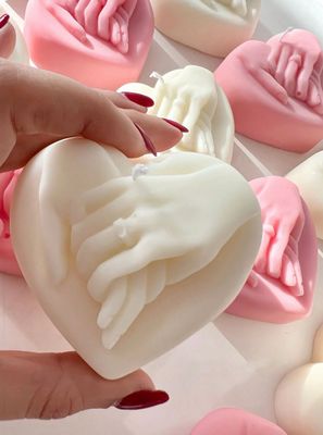 Heart Shape Attached Hands Mold