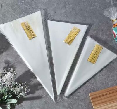 Transparent triangle Shape bags 50/bags + string