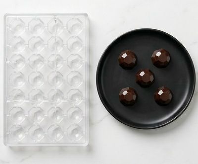 Diamond Shape Polycarbonate 28 Cavity 