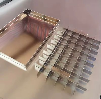 High Quality 56 Grid Stainless Steel Brownies Tray &amp; Cutter Divider 
