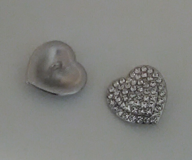 Bouton Strass en forme de coeur