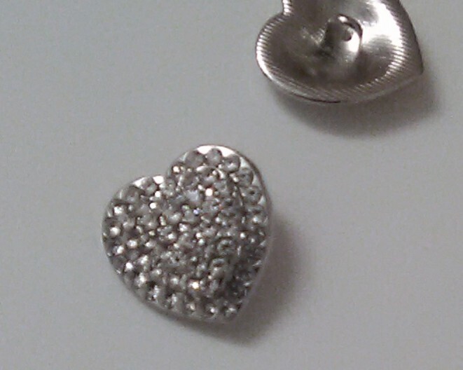 Bouton Strass en forme de coeur