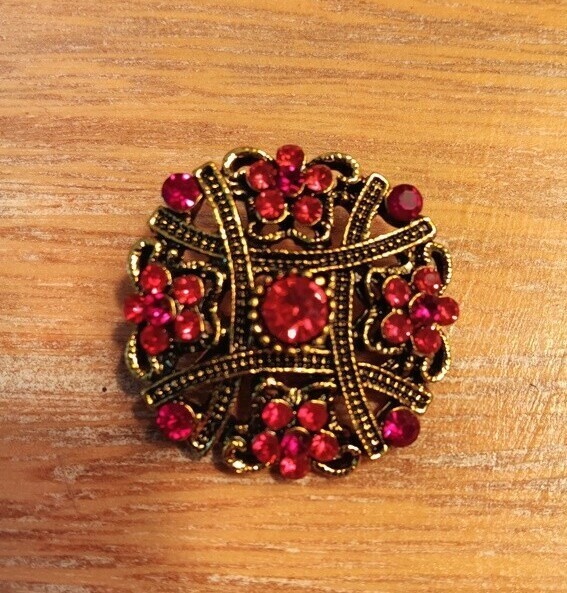 Jolie broche décorative