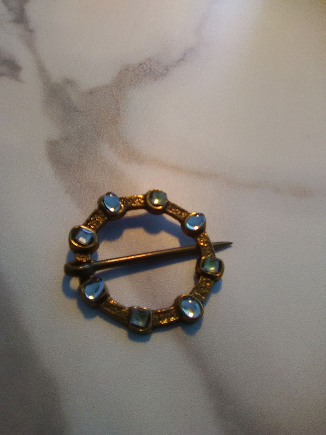 Broche annulaire