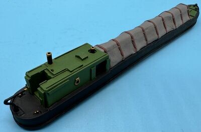 MTMROO005K - OO Gauge 45ft Covered Barge - Kit by MT Miniatures