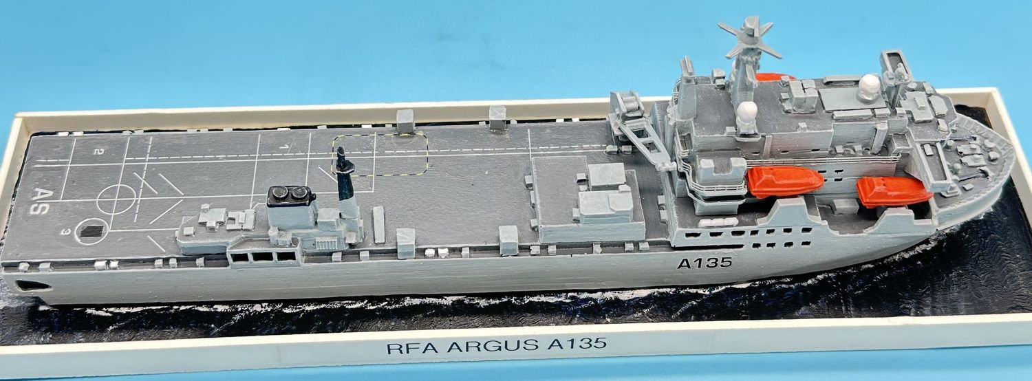 MTM072 - 1/700th Scale RFA Argus c.2016 by MT Miniatures