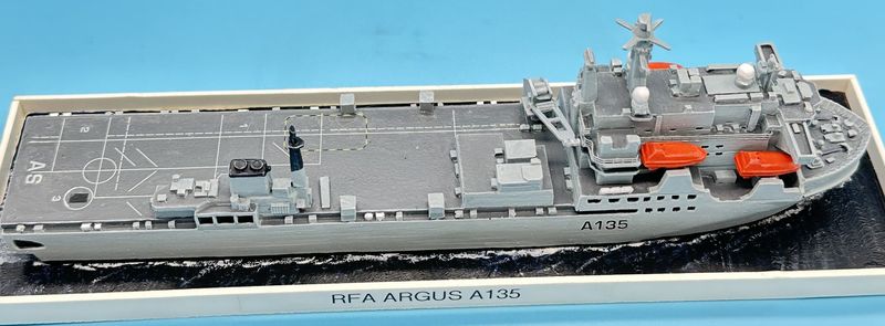 MTM072 - 1/700th Scale RFA Argus c.2016 by MT Miniatures
