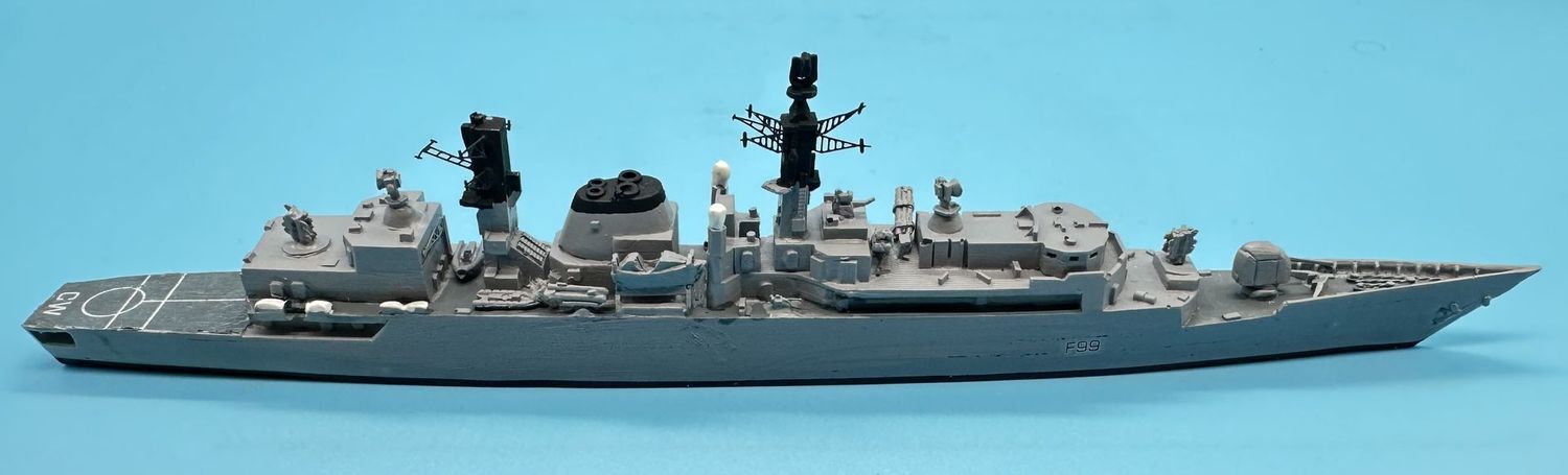 MTM099 - 1/700th Scale HMS Cornwall, Batch 3 Type 22 Frigate