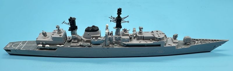 MTM099 - 1/700th Scale HMS Cornwall, Batch 3 Type 22 Frigate