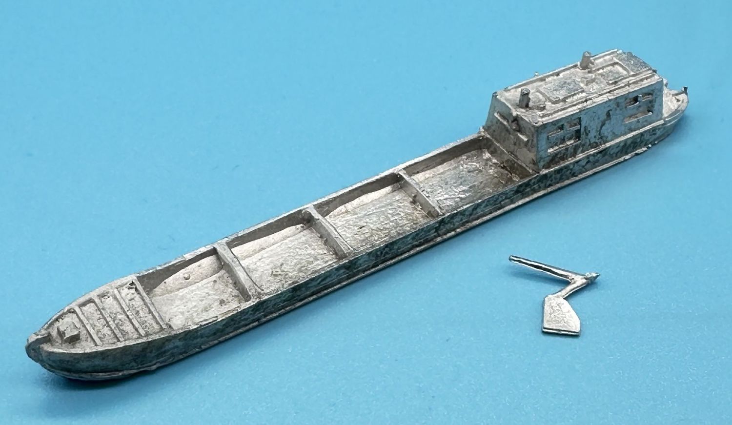 MTMN04 - N Gauge 45 ft Empty Barge Kit - by MT Miniatures