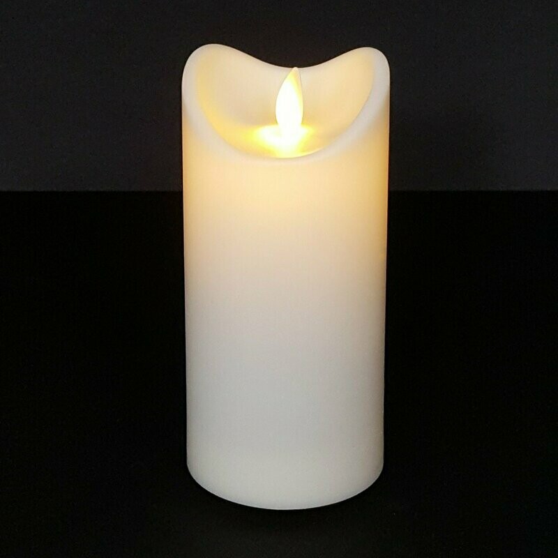 CANDELA A LED IN PLASTICA CON EFFETTO FIAMMA
