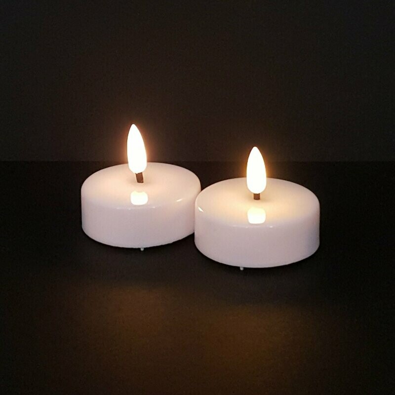0663 - SET 2 CANDELE A LED IN PLASTICA EFFETTO CERA CON FIAMMA 3D