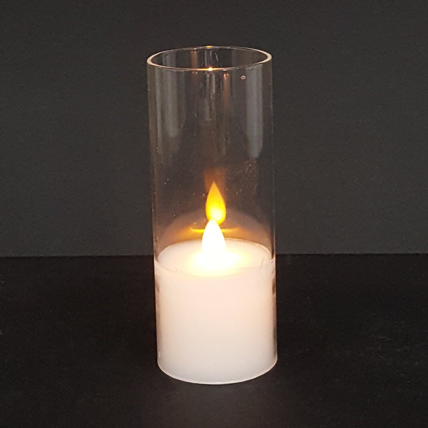 1563 - CANDELA A LED IN CERA CON VETRO TRASPARENTE CON EFFETTO   VERA FIAMMA IN MOVIMENTO