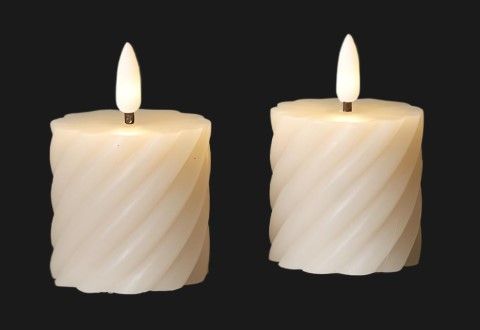 1161 TOR - SET 2 CANDELE A LED IN CERA COLOR CREMA CON FIAMMA 3D