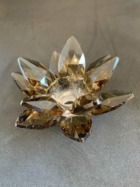 GCY =  Crystal Jewel glas nr. 3
