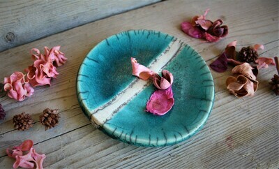 Piatto in ceramica raku azzurro,craquelé porta sapone, porta gioielli fatto a mano per la casa, cucina, bagno Piatto in ceramica raku azzurro,craquelé porta sapone, porta gioielli fatto a mano per la casa, cucina, bagno