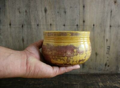 Centrotavola in ceramica giallo e rosso / portafrutta / vaso ikebana - raku pottery Centrotavola in ceramica giallo e rosso / portafrutta / vaso ikebana - raku pottery