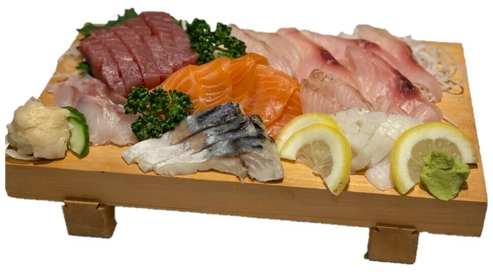 SASHIMI MORIAWASE （7 sortes de poissons）