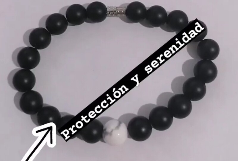 Pulsera amuleto