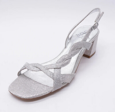 Adrianna Papell Edison Metallic Silver Sandal
Women's Size 8.5M - #UNPAIR (RIGHT)